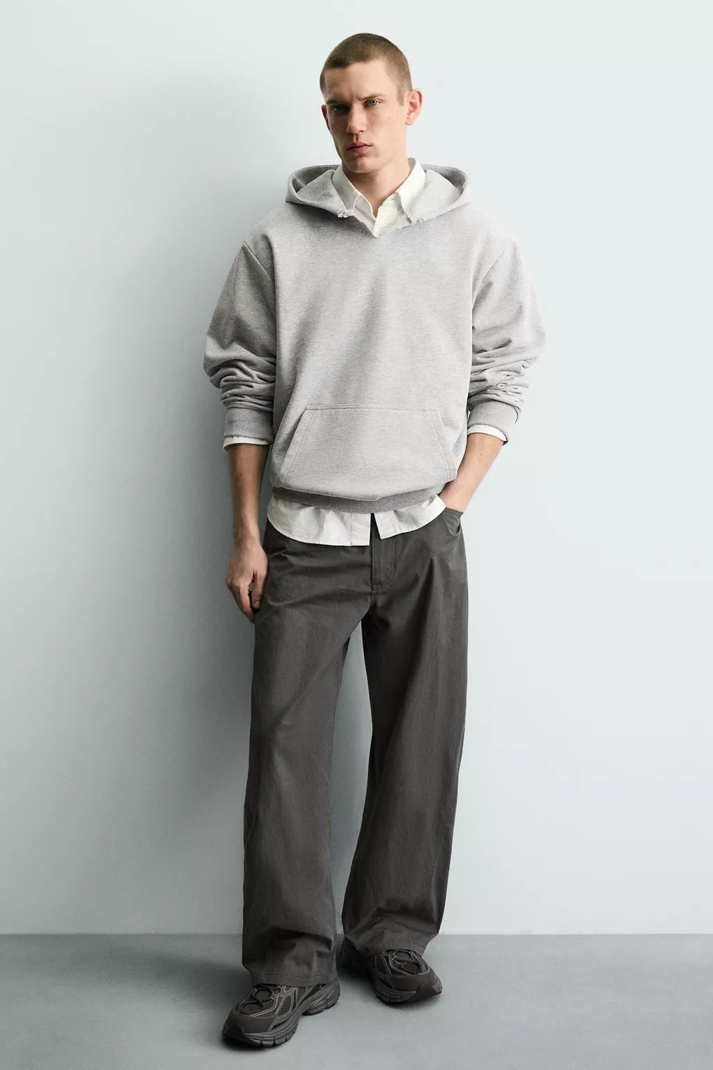 BASKET À SEMELLES ÉPAISSES